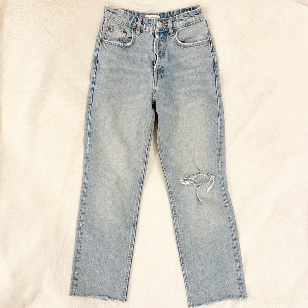 Zara Light Blue Straight Leg Cropped Jeans Size 0 NWOT